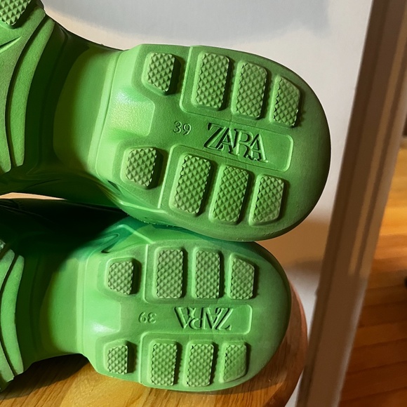 Zara lime neon green lug soles sneakers EUC (as new) - Picture 10 of 11